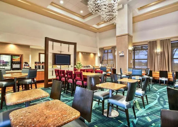 Springhill By Marriott Chicago Southwest At Hinsdale 3*